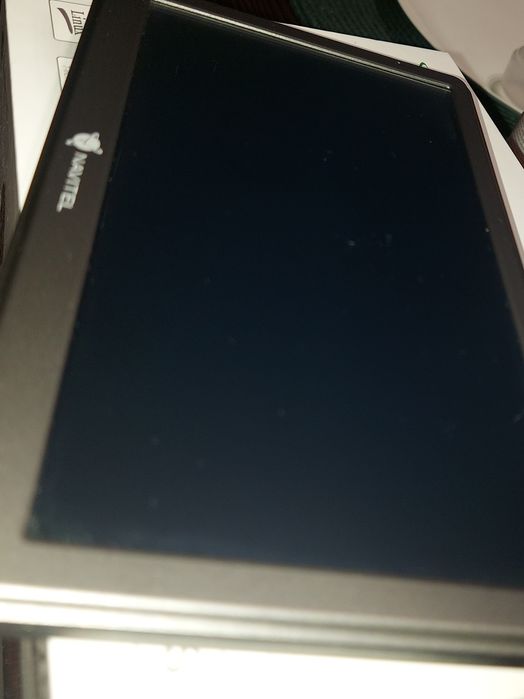 Navitel e 707 magnetic.