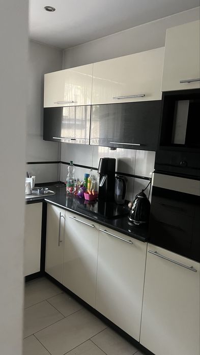 Kuchnia bialo - czarna