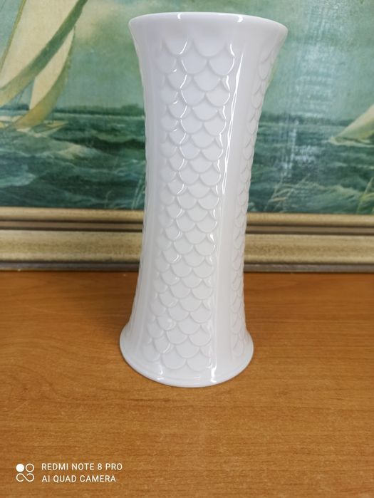 Elegancki wazon porcelanowy Royal Bavaria – biała porcelana