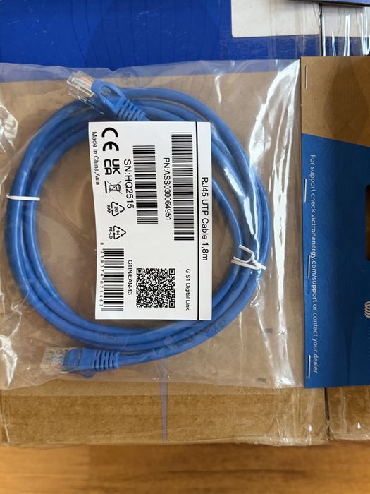 Комплект Victron MultiPlus-II 24/3000/70 (230V), Cerbo GX, MK3-USB-C,кабеля.