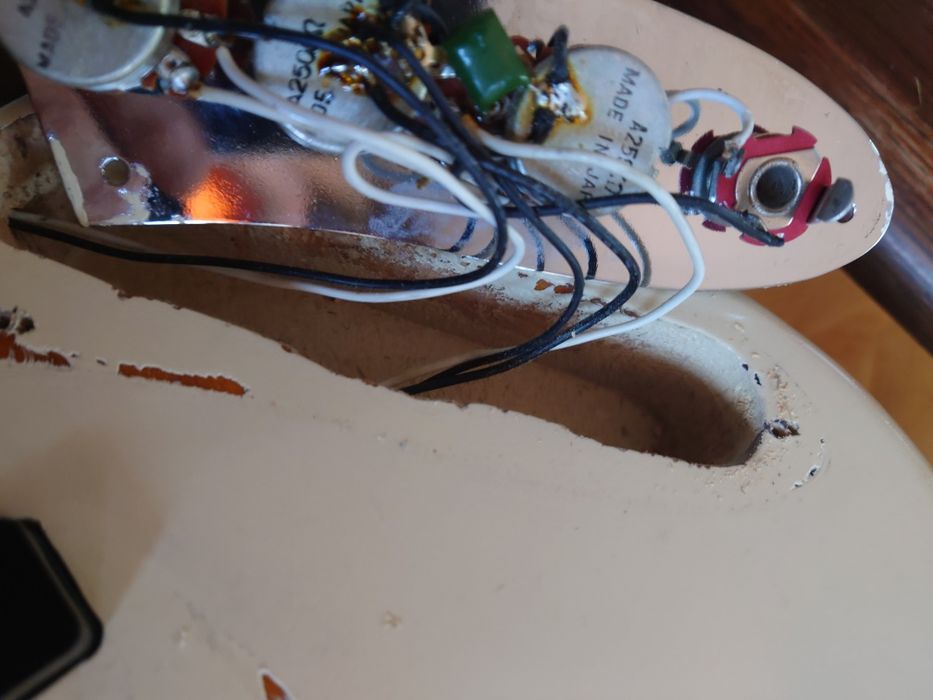 Gitara basowa fretless Jazz bas
