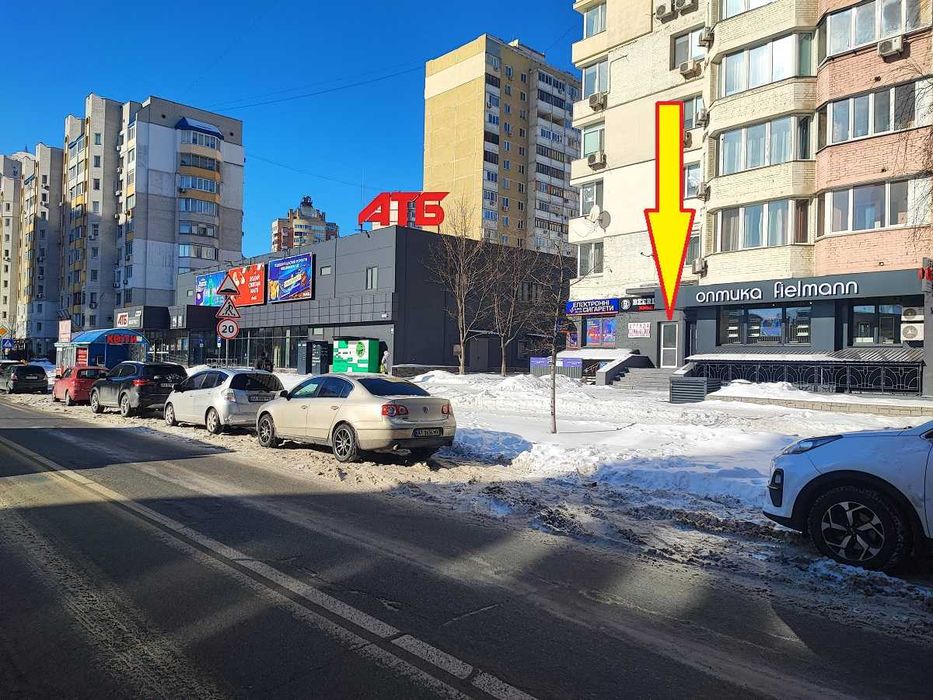 Оренда фасадного приміщення біля "АТБ"