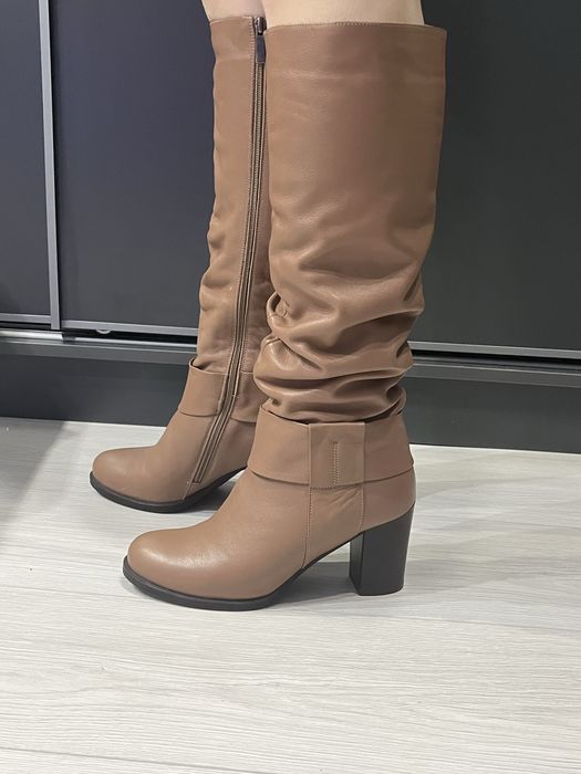 Зимові шкіряні коричневі чоботи утеплені, каблук, 40р