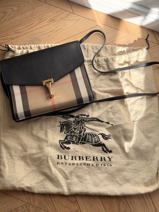 Torebka Burberry Small Macken czarna