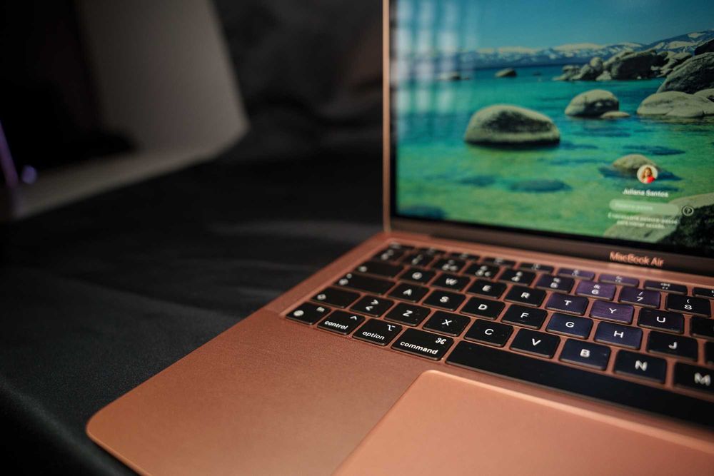 macbook air 13" M1 256GB - bateria 96% - dourado