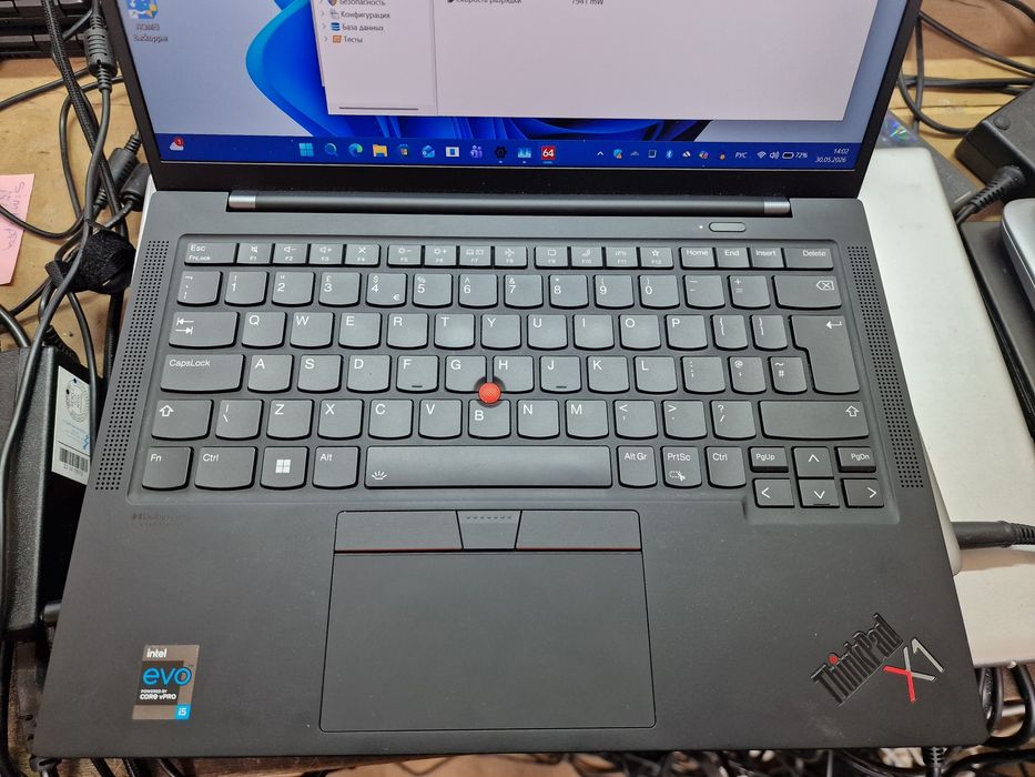 lenovo thinkpad x1 carbon gen 9 Сенсорний i5 1145G7 16озу ддр4  256gbNvme