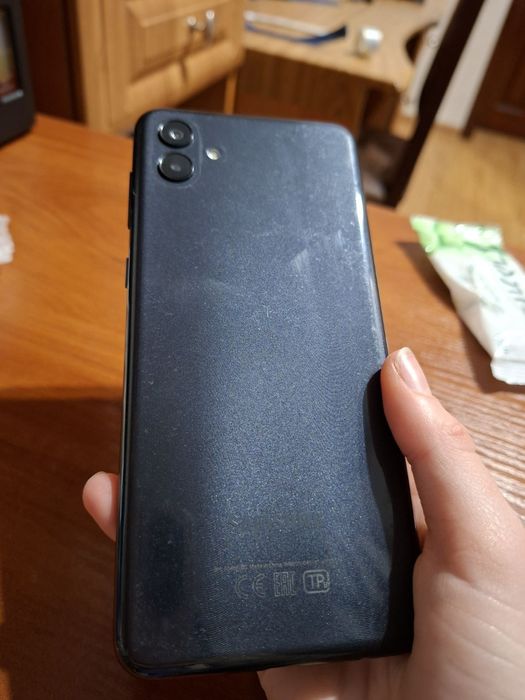 Телефон Samsung Galaxy A04