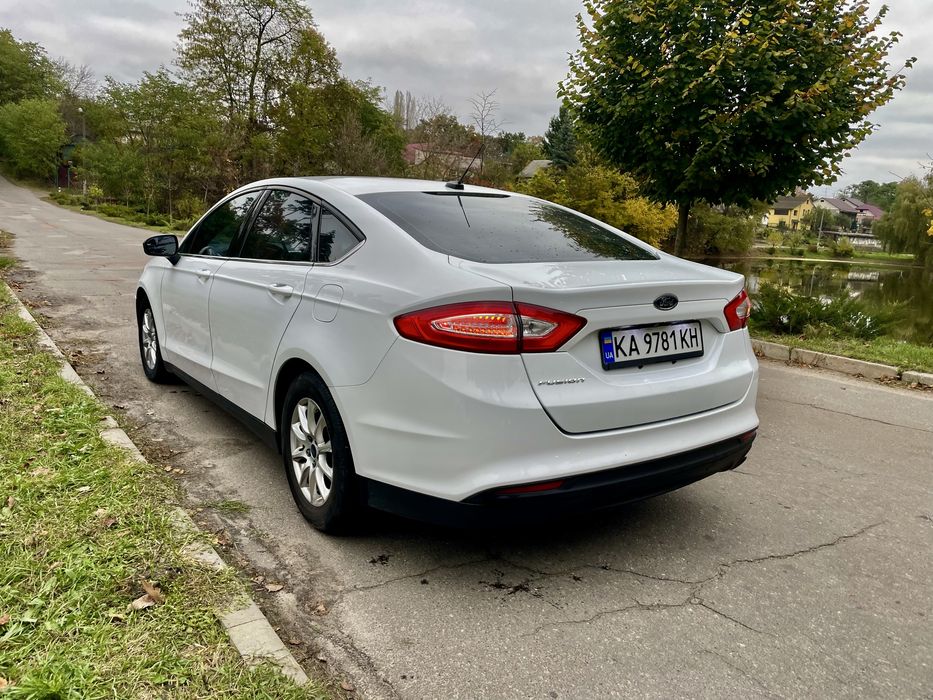 Продам Форд Фюжен