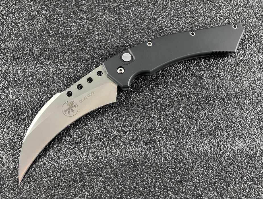Folder Microtech HAWK Claw Logo ze 