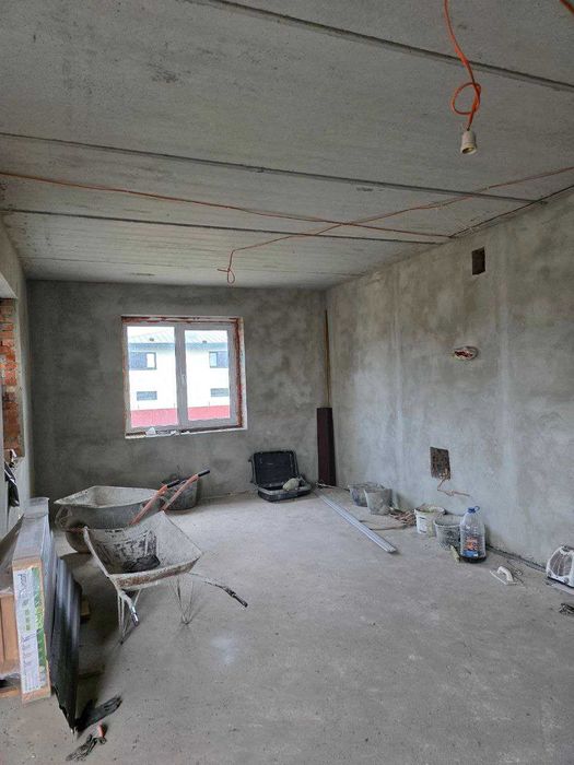 Продаємо якісно збудований будинок