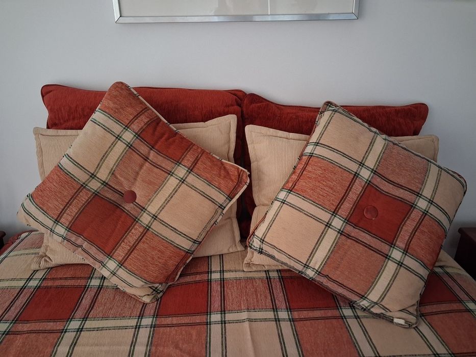 Conjunto colcha +almofadas+ cortinados