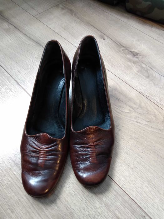 Brązowe szpilki rozmiar 40