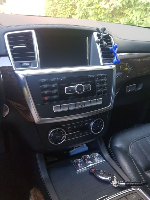 Продам Mercedes GL-350