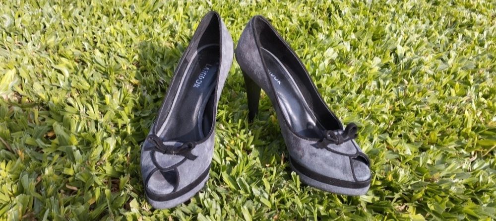 Sapato de mulher, salto alto, marca Lanidor