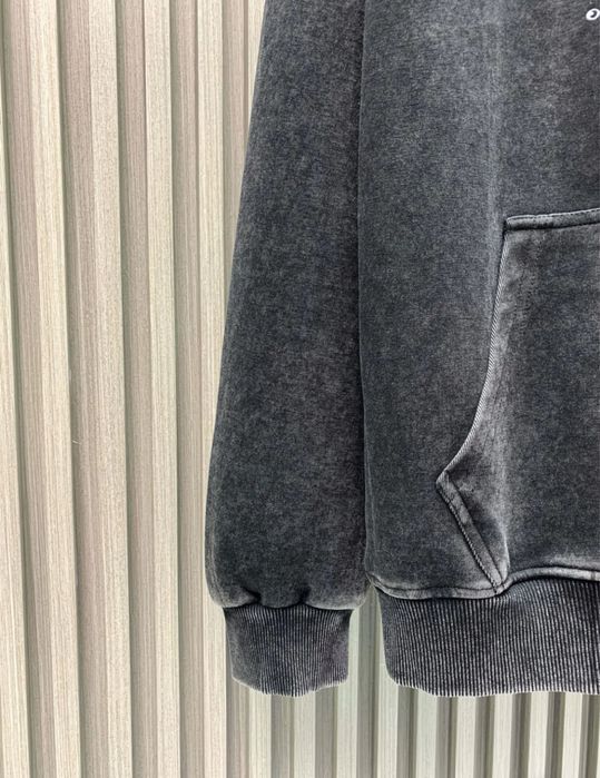 Худак Givenchy.