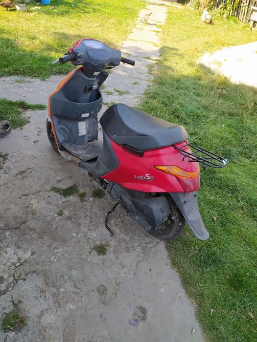 Продам скутер сузукі летс 5