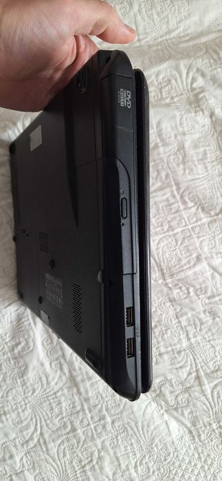 Продам рабочий ноутбук Asus K40in