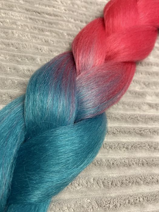 Канекалоне, штучне волосся