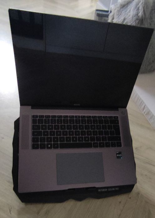 Huawei Matebook 16s -jest FV-dotykowy ekran, procesor i, 16GB RAM, 1TB