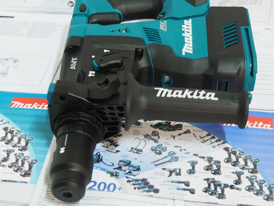 Młotowiertarka MAKITA HR 004 wiertarka młot 40v wiertla dluto
