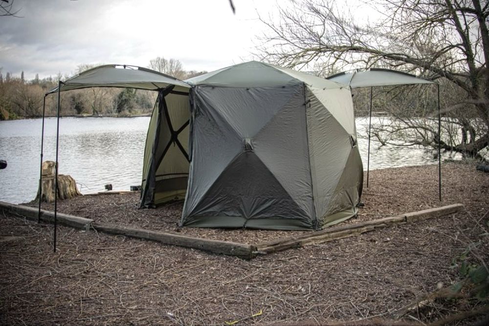 Nowy Solar SP 6-HUB Cube Shelter + nowa podłoga Solar Heavy Duty Groundsheet + podpórki Solar.