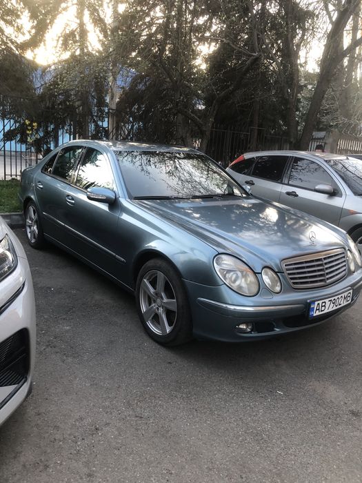 Мерседес w211 3.2 газ/бензин, автомат 2002р