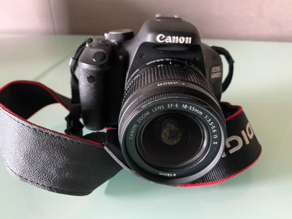 Máquina Fotográfica Canon EOS 600D Reflex. NOVA