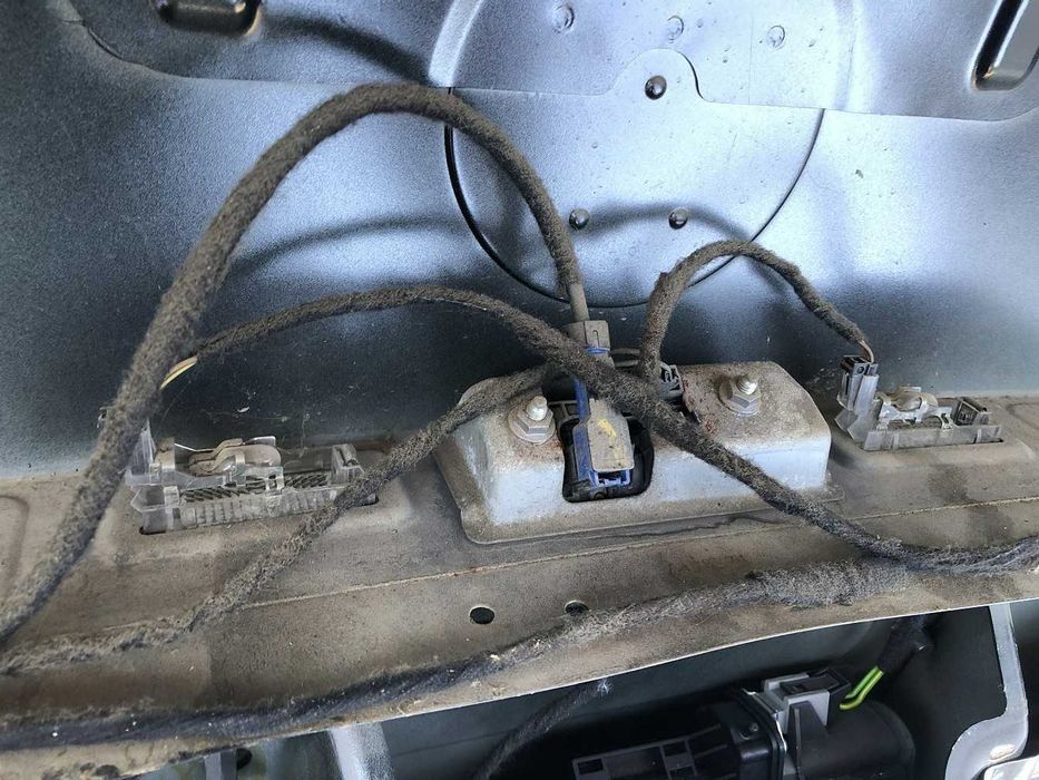 Кришка багажника двері Volkswagen 7P 7P6827159 Фольцваген Туарег НФ Таурег Touareg  NF ляда 2T / C9X  Чорний перламутр багажник