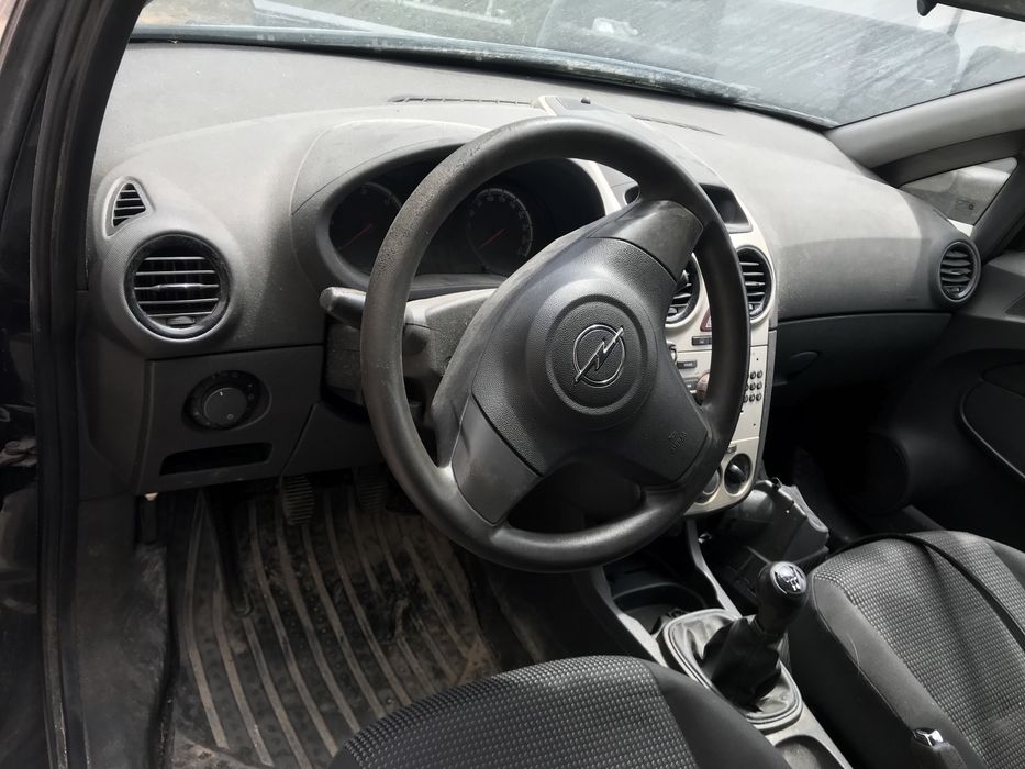 Opel corsa D 1.3 CDTI Ano 2007
