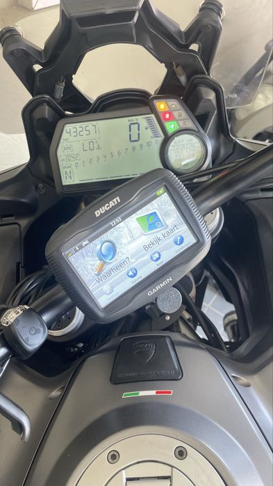 Mota ducati multitrada 1200s