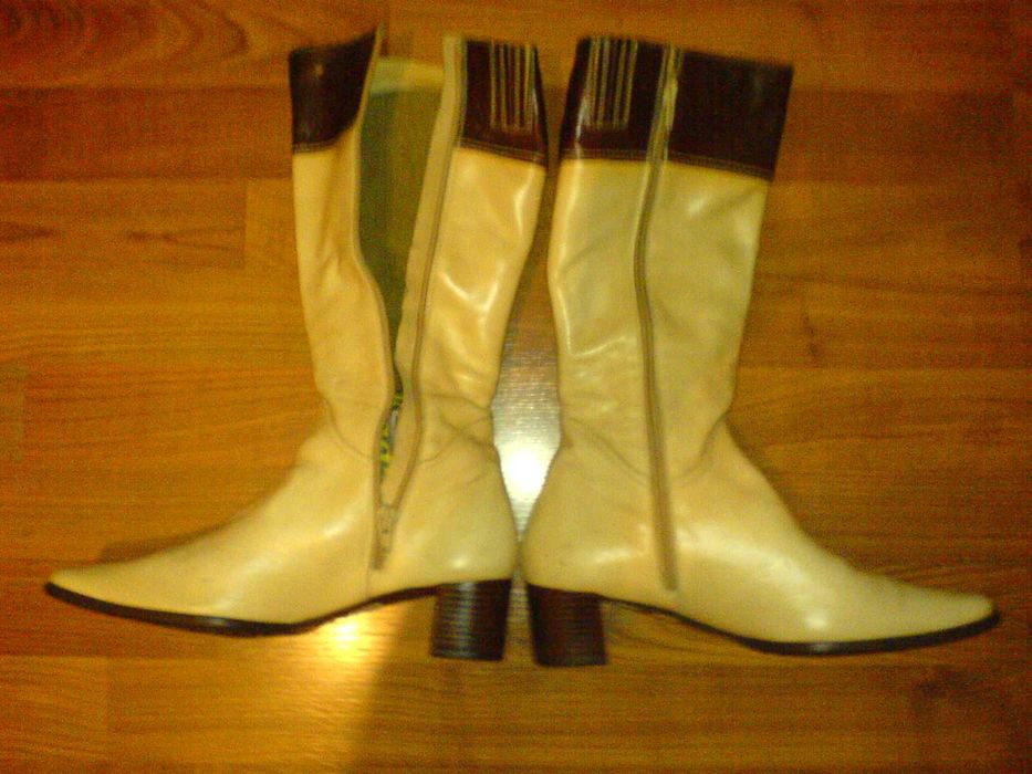 Buty Kozaki Skóra jasny Beż Roz. 39 lekko ocieplone NOWE NIEUŻYWANE