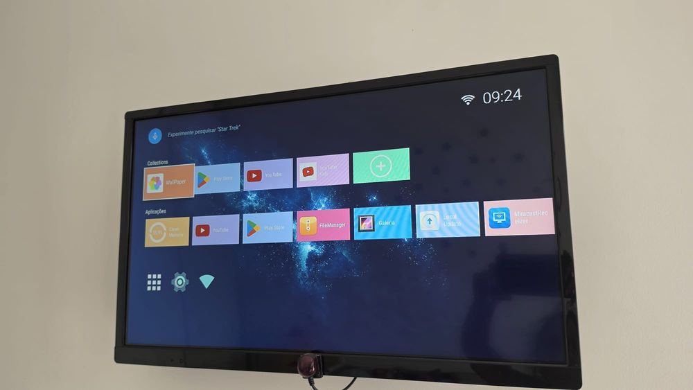 TV KUNFT 24" + Android TV Stick DQ03