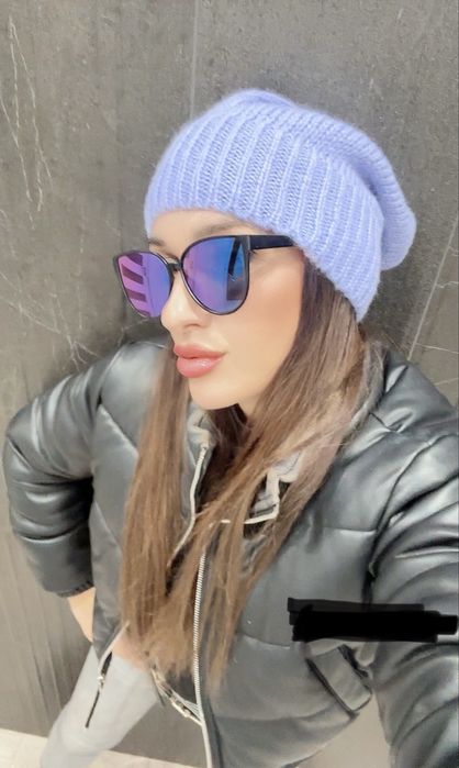 Mieciutka puszysta lejaca liliowa czapka merino