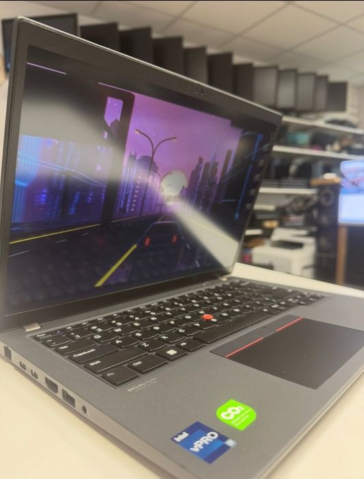 Lenovo Thinkpad t14 | 14" | TANIO