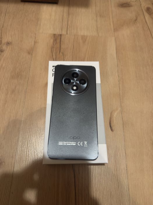 Sprzedam OPPO RENO 12FS