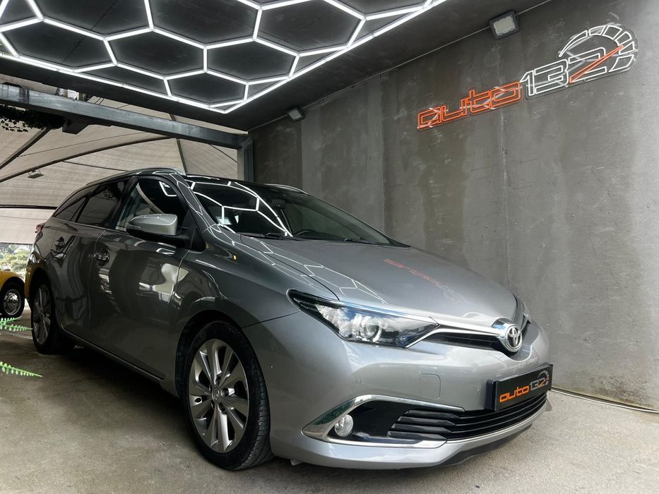 Toyota Auris Touring Sports 1.6 D-4D Exclusive+Navi