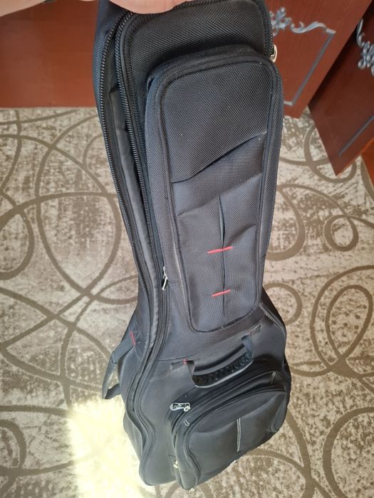 Продаю гітару Hohner HC03