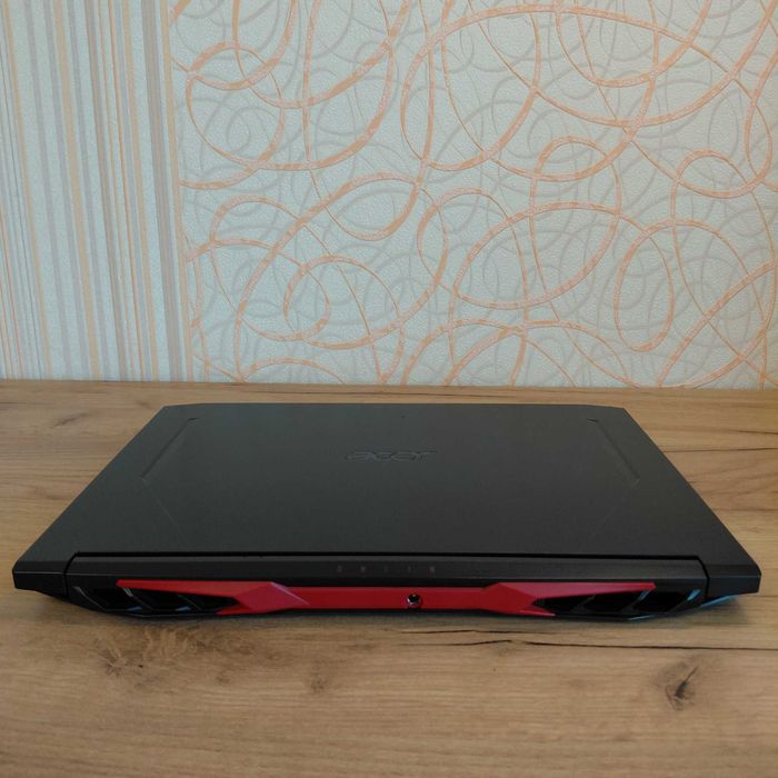 Ігровий Acer Nitro 5 IPS Ryzen 5 4600H GTX 1650 DDR4 16Gb SSD 256Gb