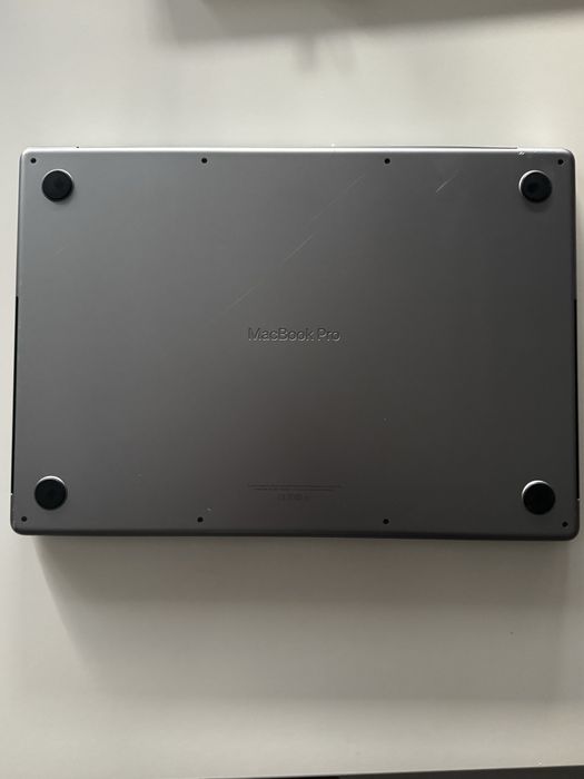 Vendo macbook pro 512gb e bom estado