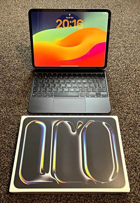 Apple iPad Pro 11″ M4 256 GB Wi‑Fi Space Black + Magic Keyboard – pudełko