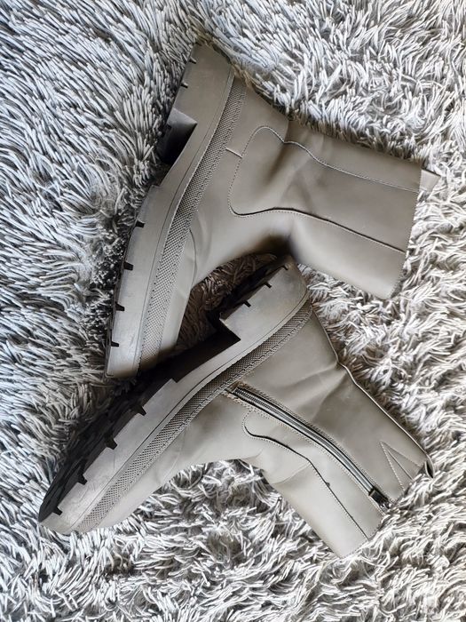 Solidne buty za kostkę Jenny Fairy khaki rozm. 41