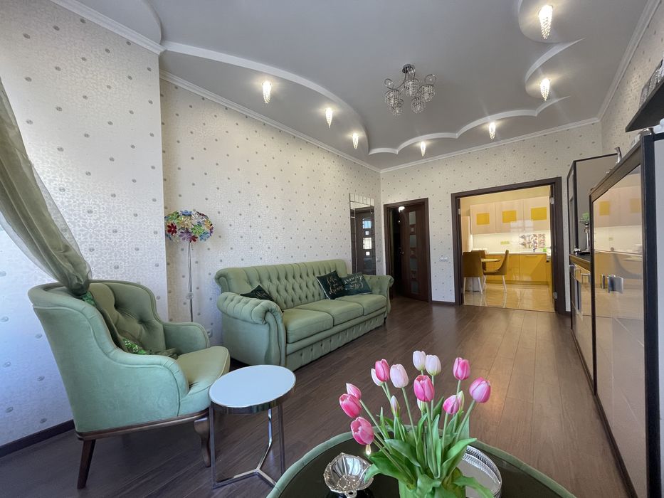 3-кімнатна, Центр, Печерськ, метро Печерська, вул. Коновальця 36-Е