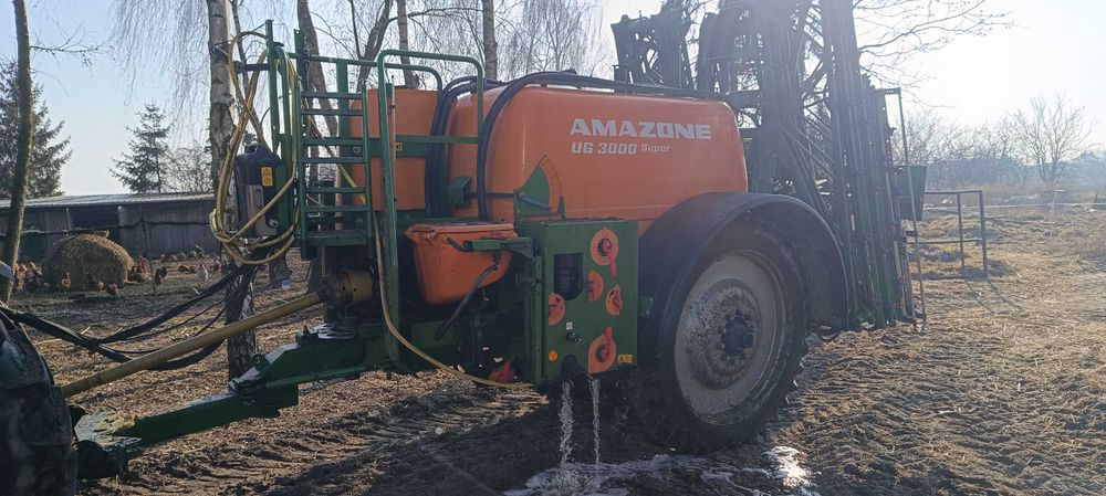 Opryskiwacz Amazone 3200l 400l