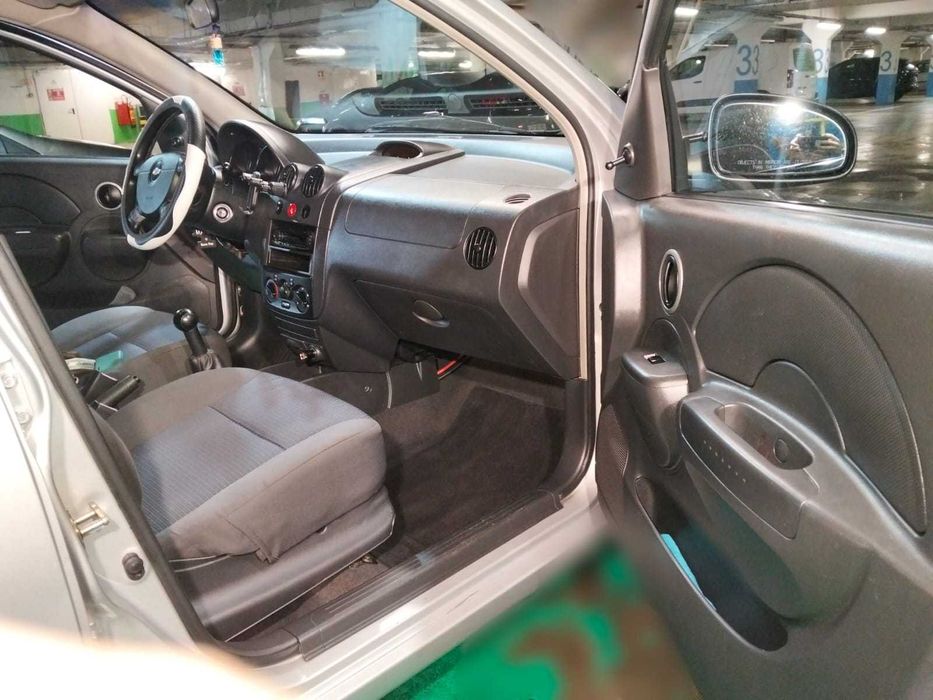 Carro Chevrolet Aveo