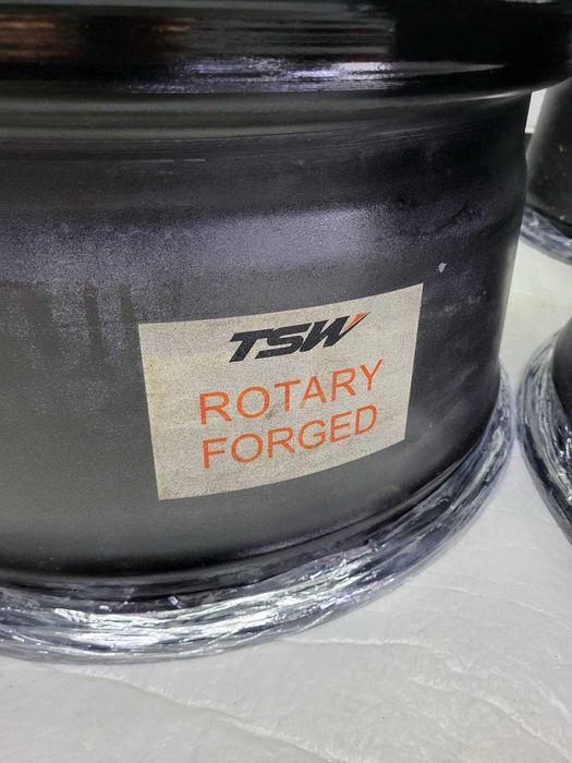 Felgi Mustang 5 x 114,3 TSW nurburgring 19x9,5 j ET41