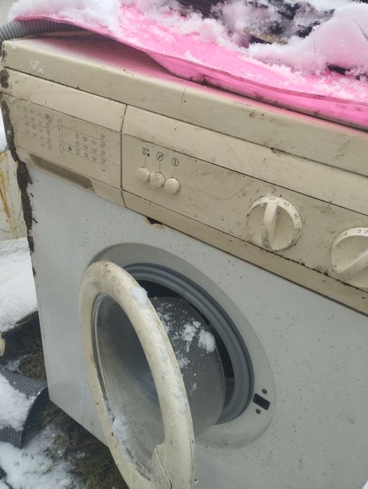 Стиральная машина бош .