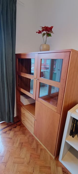 Móvel em cerejeira maciça