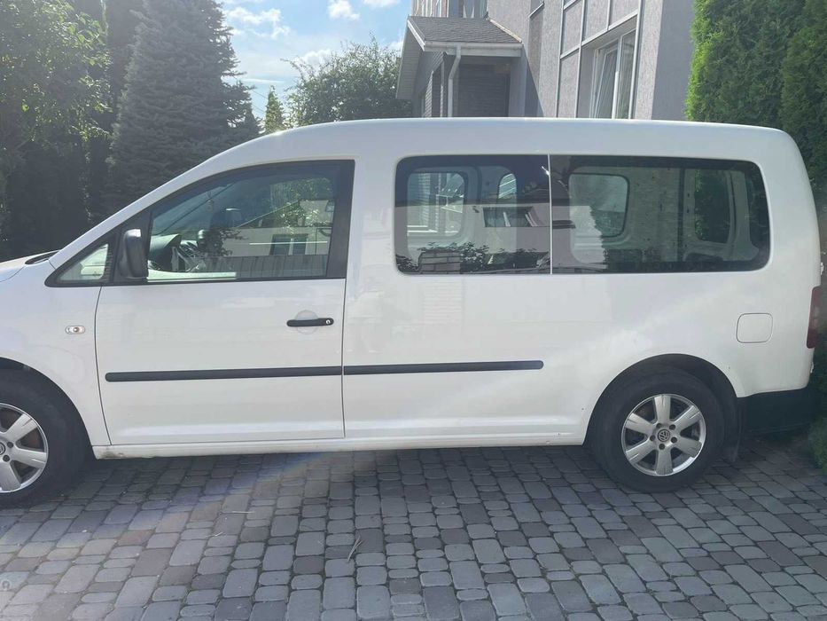 Продаж Volkswagen Caddy Maxi, 2013 рік 1.6Tdi 7-мест