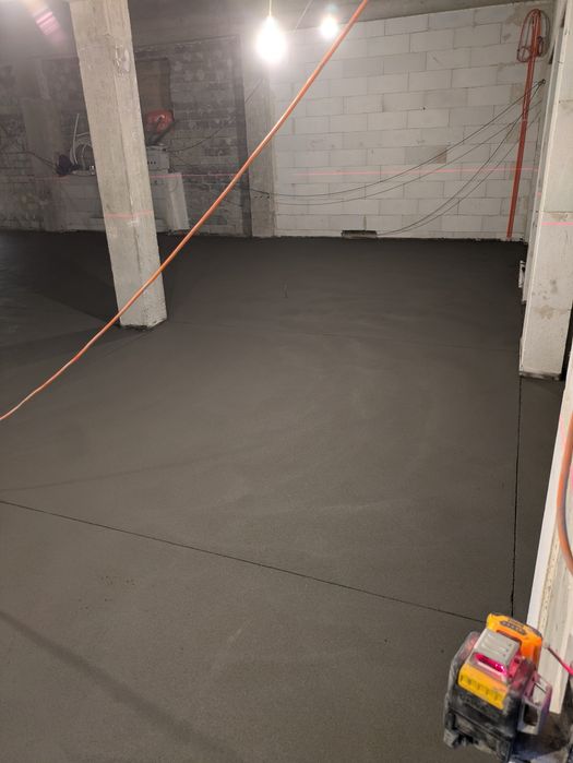 Wylewki maszynowe / posadzki cementowe