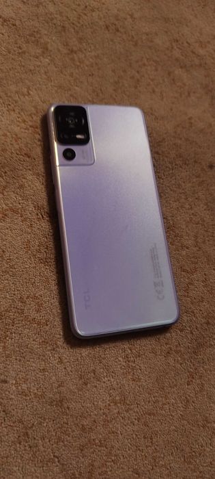 TCL 40 SE 256GB – Rápido, Muito Espaço e Bateria de longa duração